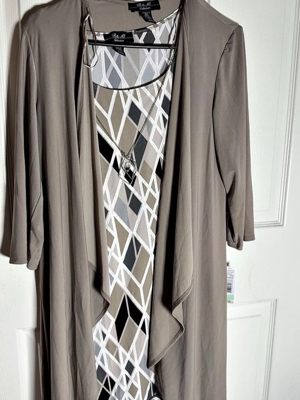 R&M Collection Geometric Print Gray & Black Midi Dress